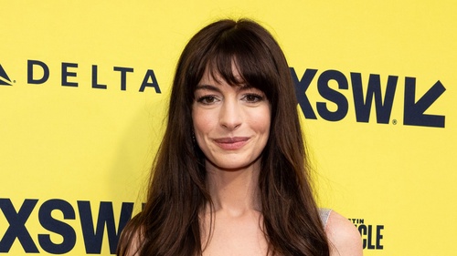 Anne Hathaway Reflects on Embracing Sobriety in Her 40s